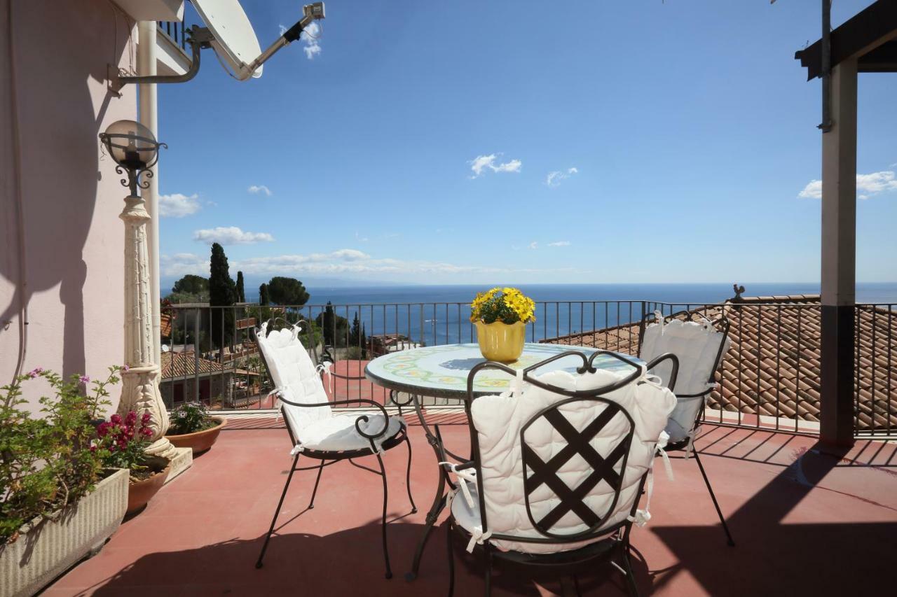 Casa Rosy Villa Taormina Eksteriør billede